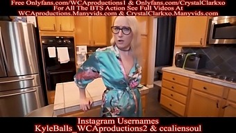 Blonde Wife And Stepmom Engage In Cfnm Deepthroating