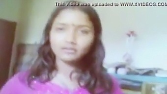 Petualangan Liar Tante Desi Dengan Cowok India