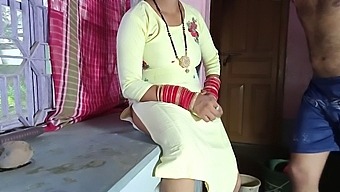 Desi Maid Gets Fucked Hard In Kitchen